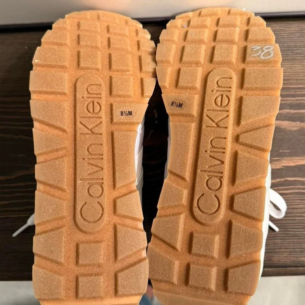Calvin Klein Carlla platformTennis shoes size 8.5